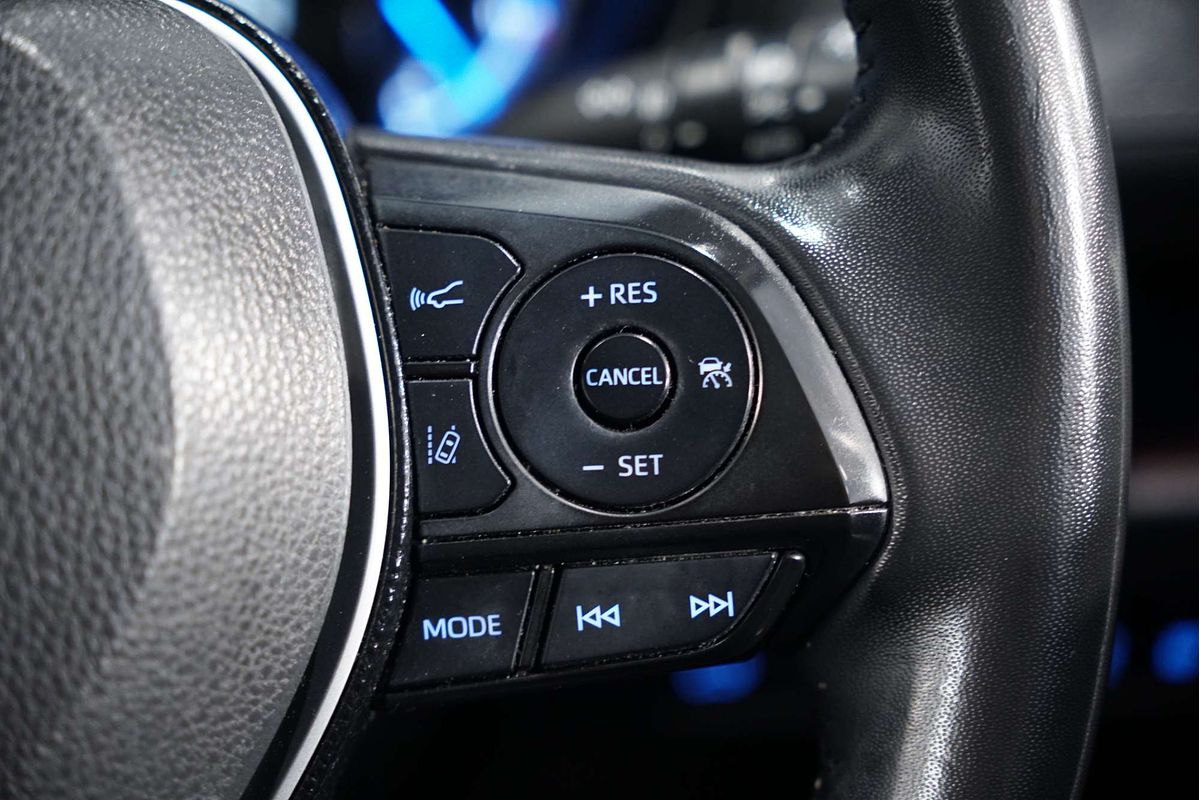 2020 Toyota RAV4 Cruiser AXAH52R