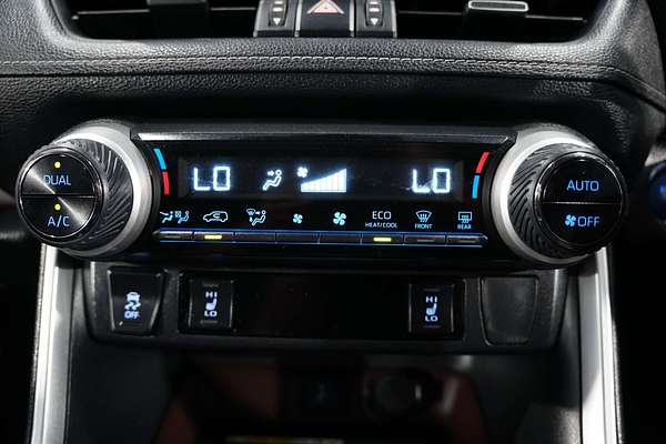 2020 Toyota RAV4 Cruiser AXAH52R