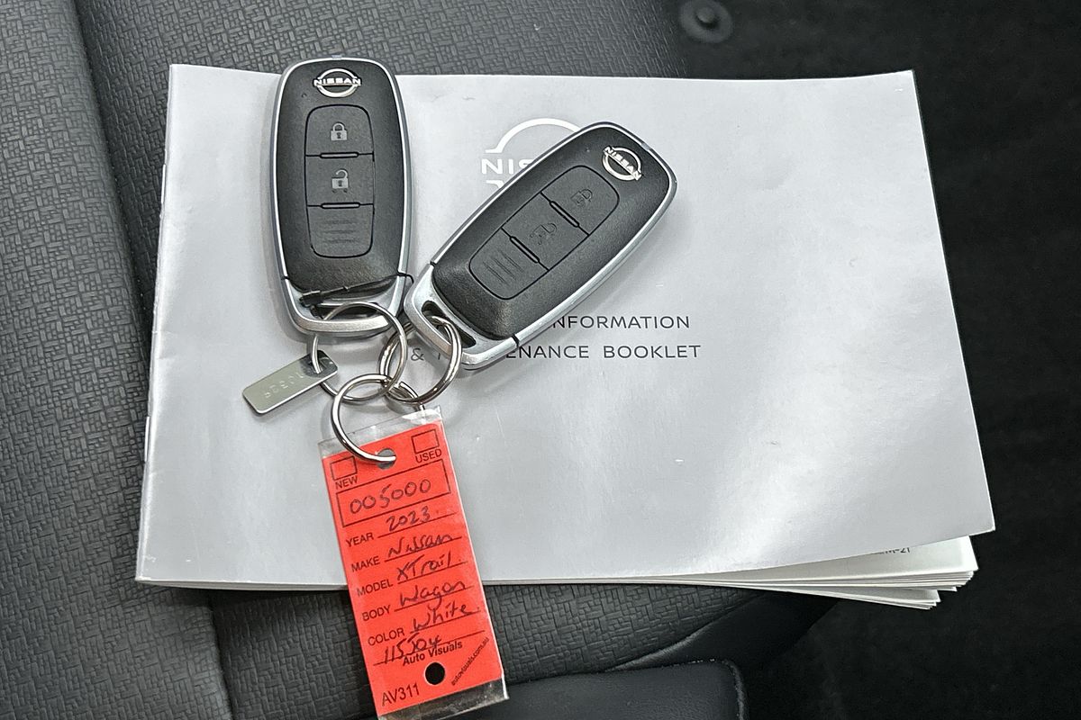 2023 Nissan X-TRAIL ST-L T33