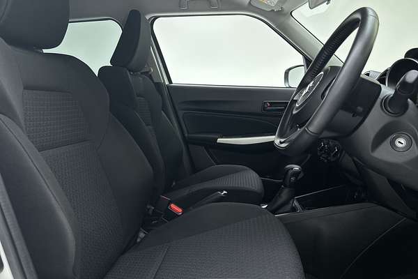 2020 Suzuki Swift GL Navigator Plus AZ Series II