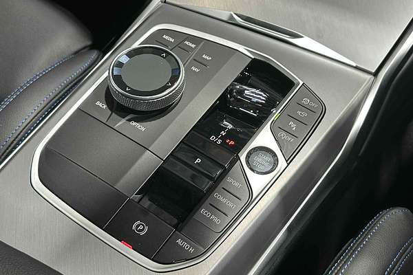 2025 BMW 3 Series 330i M Sport G20 LCI II