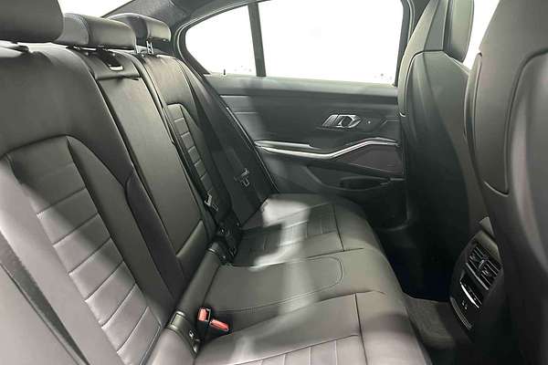 2025 BMW 3 Series 330i M Sport G20 LCI II