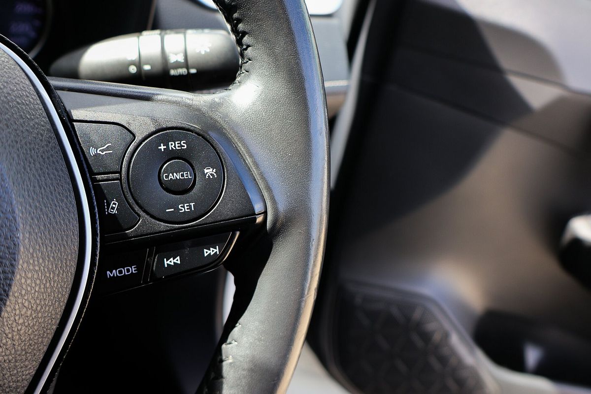 2020 Toyota RAV4 GXL MXAA52R