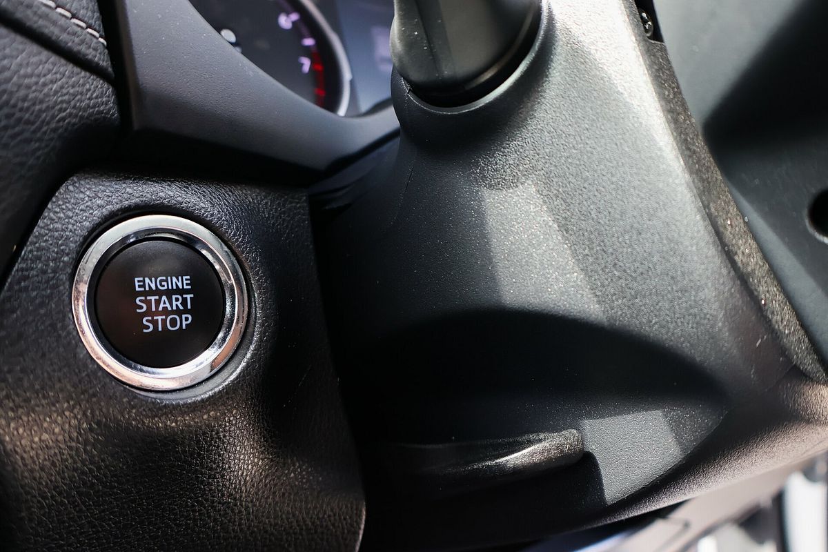 2020 Toyota RAV4 GXL MXAA52R