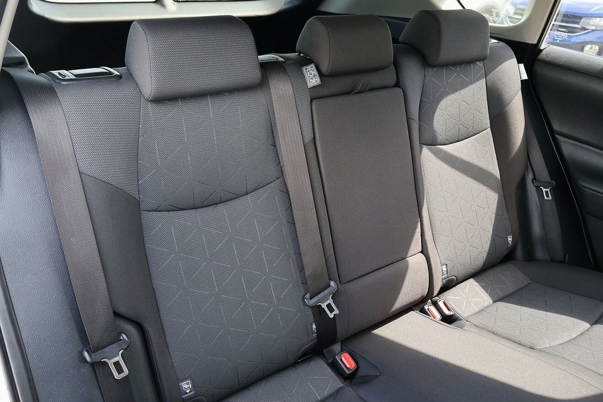 2020 Toyota RAV4 GXL MXAA52R