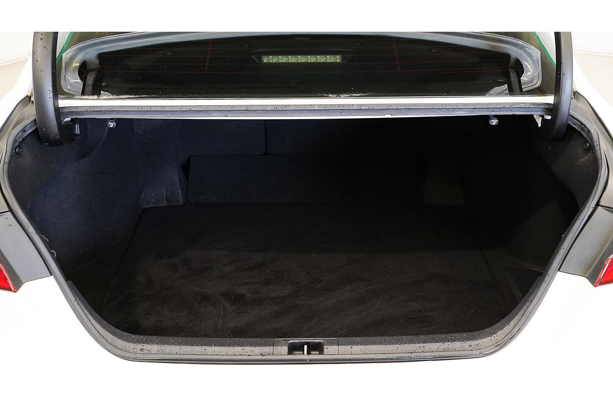 2018 Toyota Camry Ascent AXVH71R