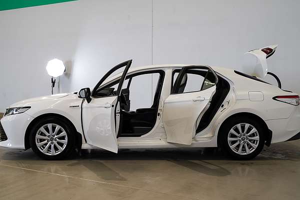 2018 Toyota Camry Ascent AXVH71R