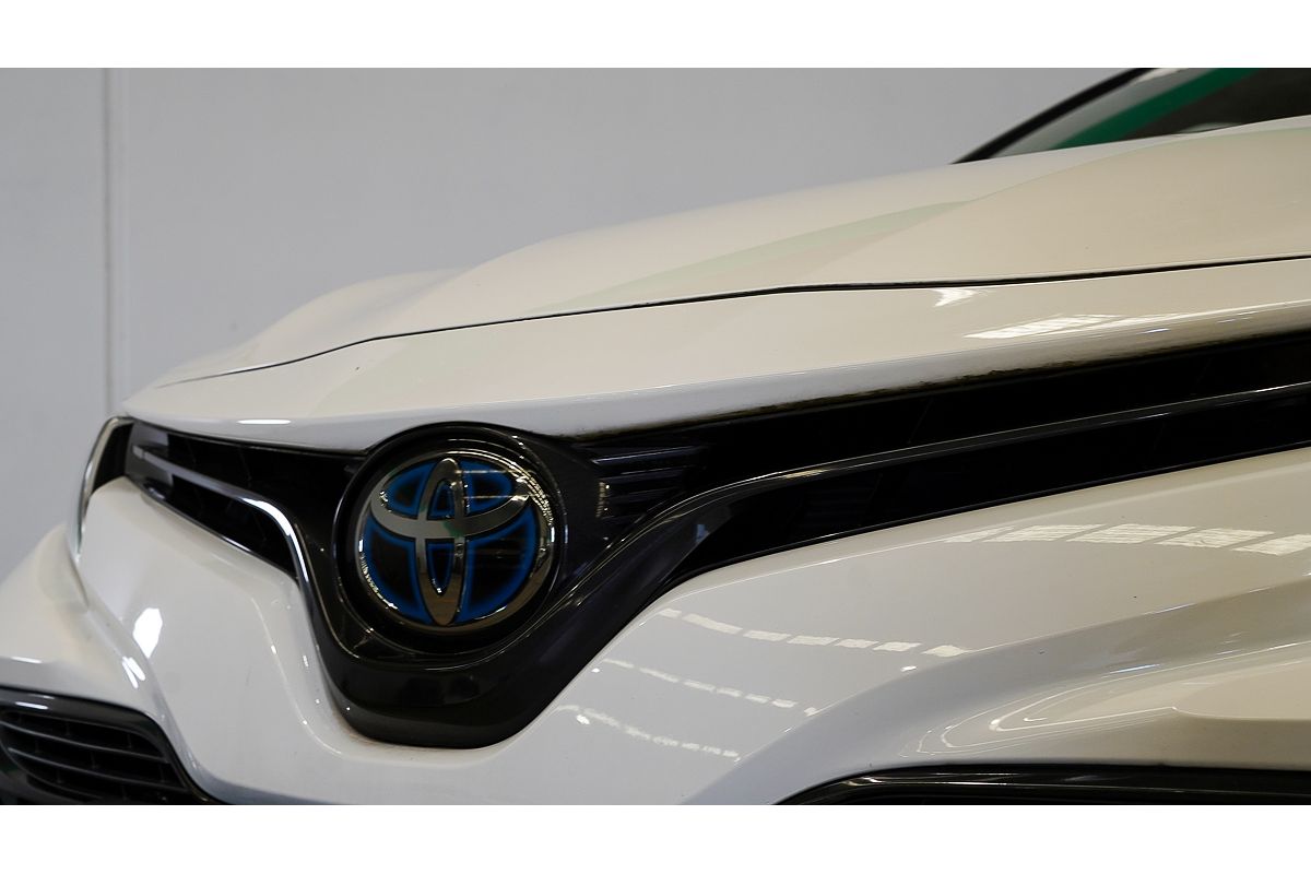 2018 Toyota Camry Ascent AXVH71R