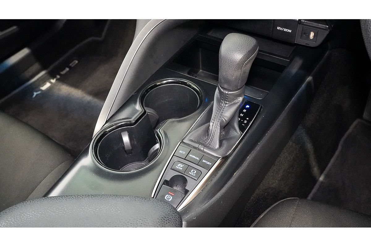 2018 Toyota Camry Ascent AXVH71R