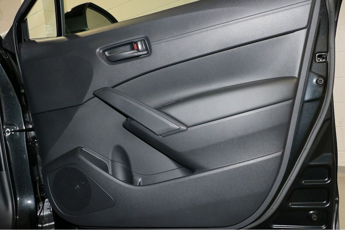 2025 Toyota Corolla Cross GX MXGH10R