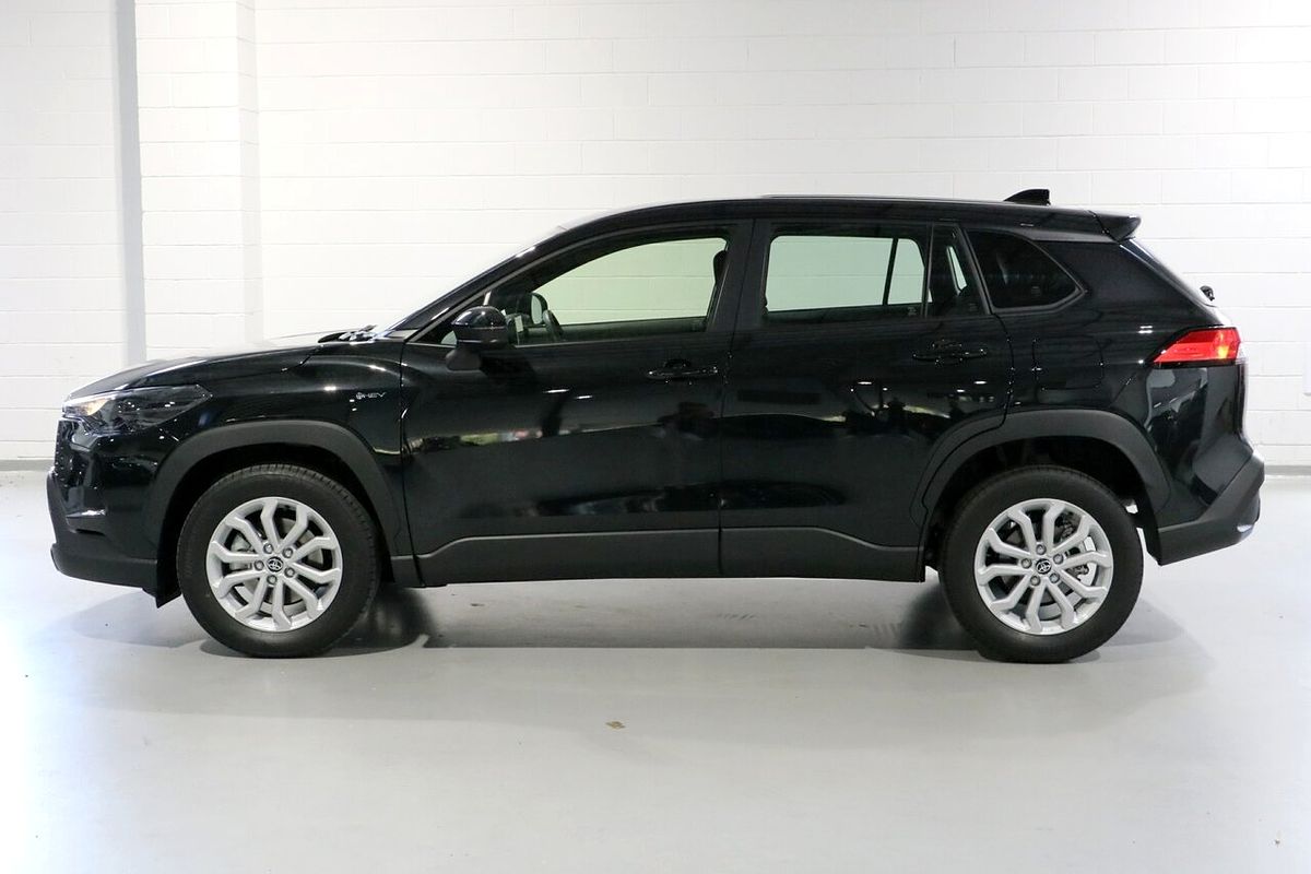 2025 Toyota Corolla Cross GX MXGH10R