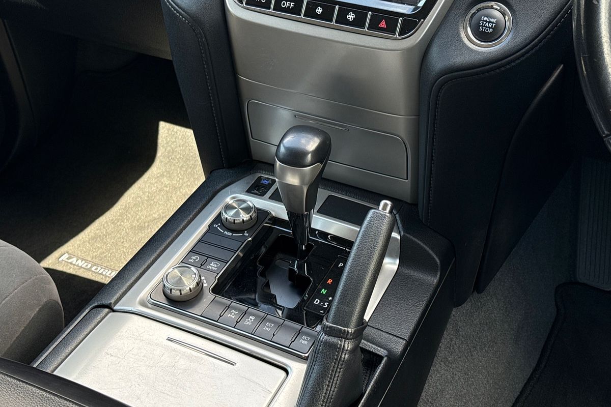 2019 Toyota Landcruiser GXL VDJ200R