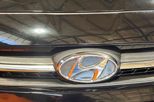 2014 Hyundai Accent Active RB2