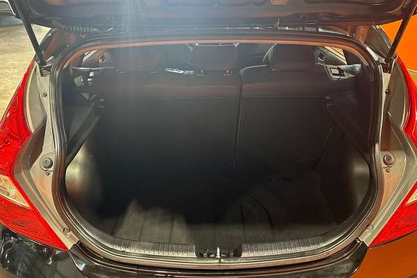 2014 Hyundai Accent Active RB2