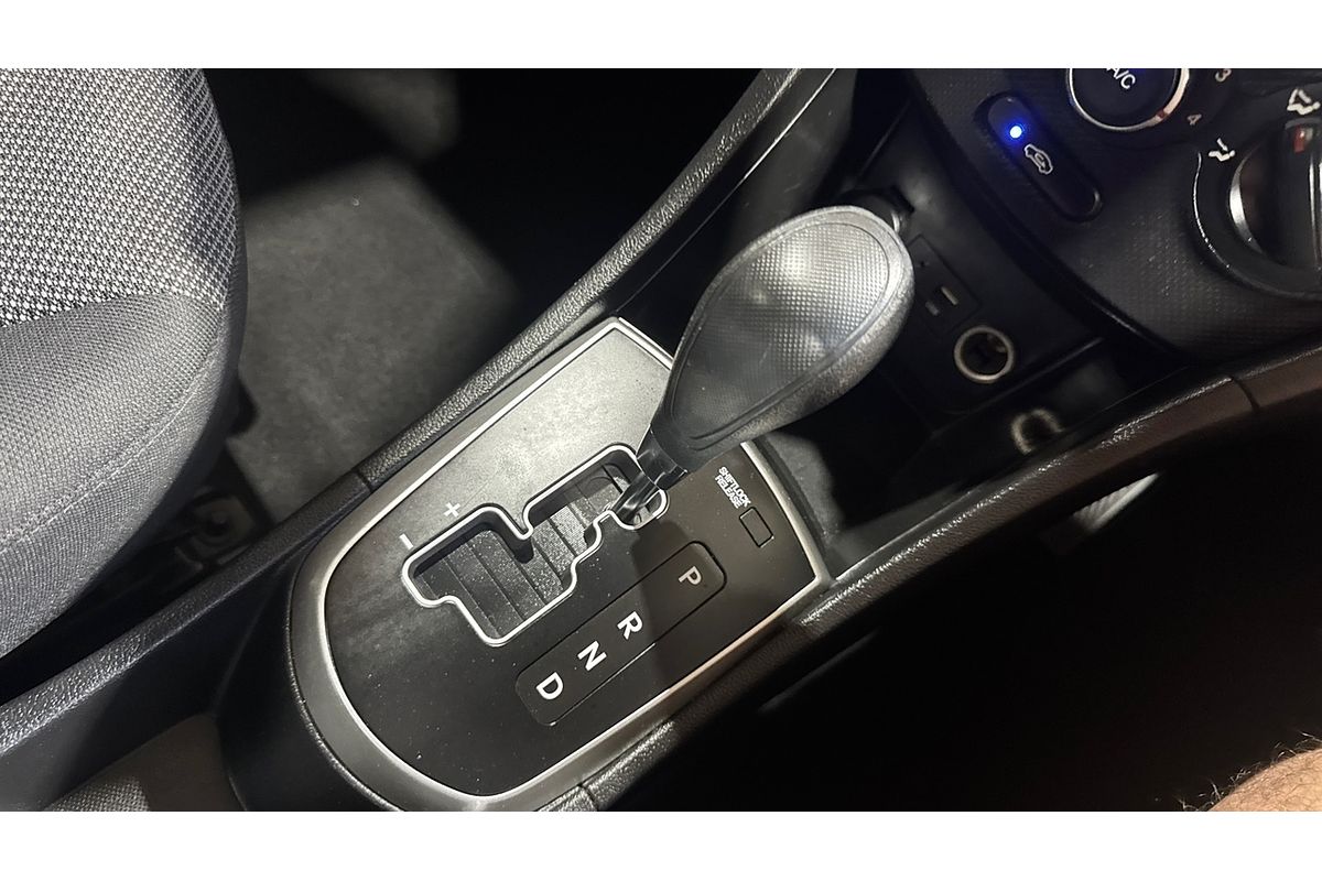 2014 Hyundai Accent Active RB2