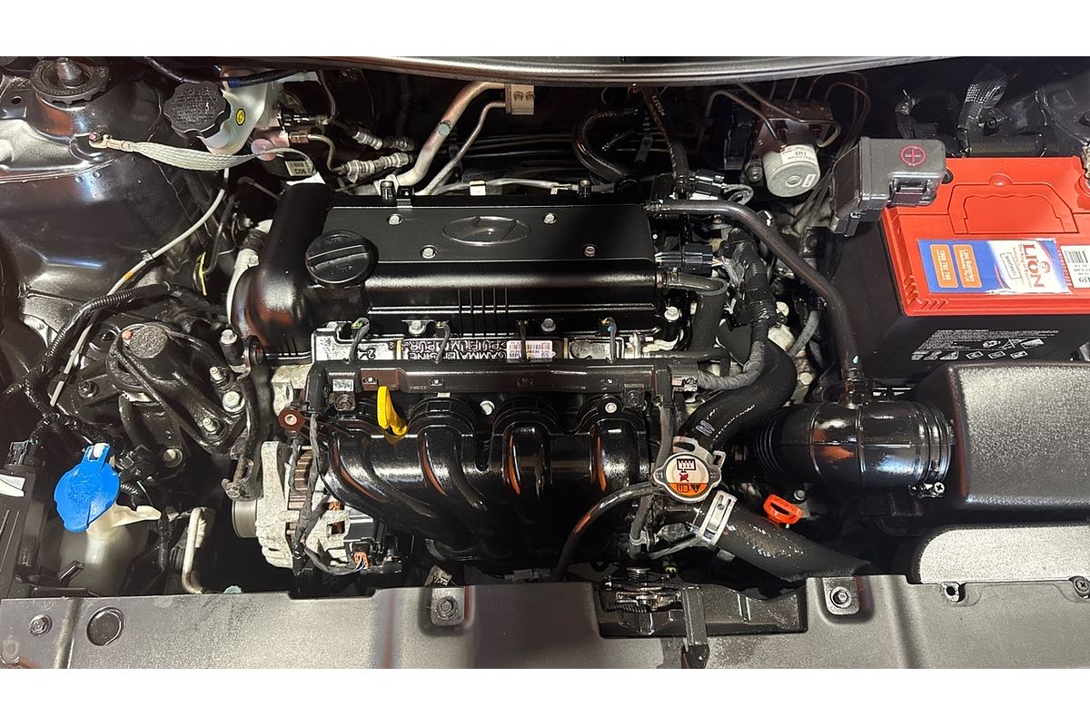 2014 Hyundai Accent Active RB2