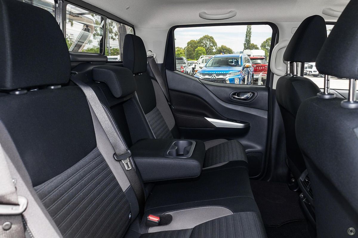 2025 Nissan Navara ST-X D23 4X4