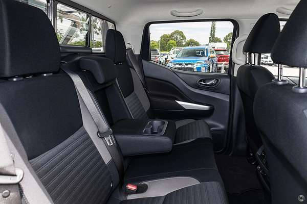 2025 Nissan Navara ST-X D23 4X4