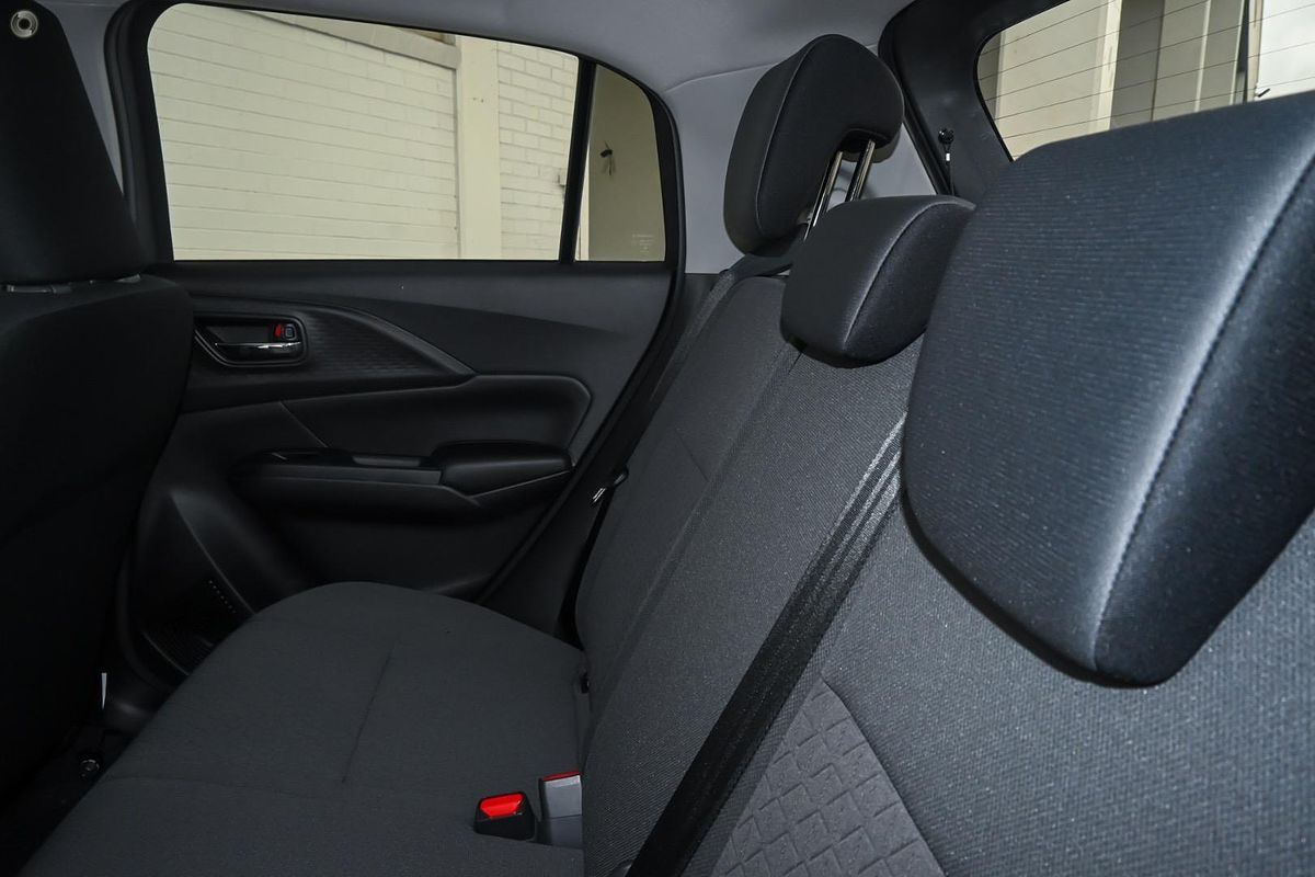 2025 Suzuki Swift Hybrid Plus UZ