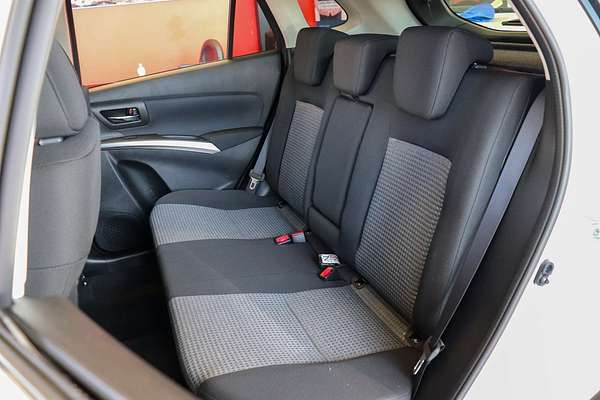 2024 Suzuki S-Cross JYB