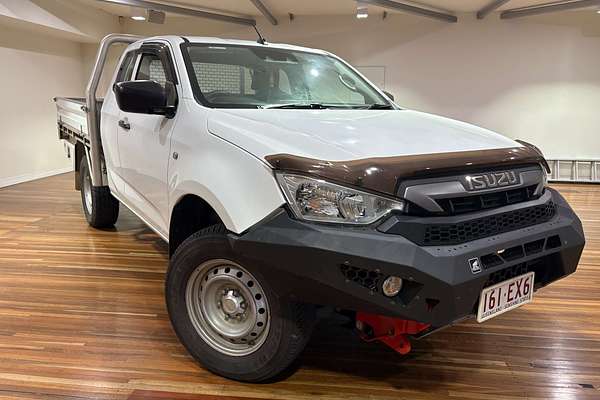 2022 Isuzu D-MAX SX  4X4