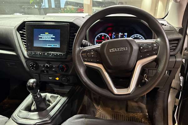 2022 Isuzu D-MAX SX  4X4