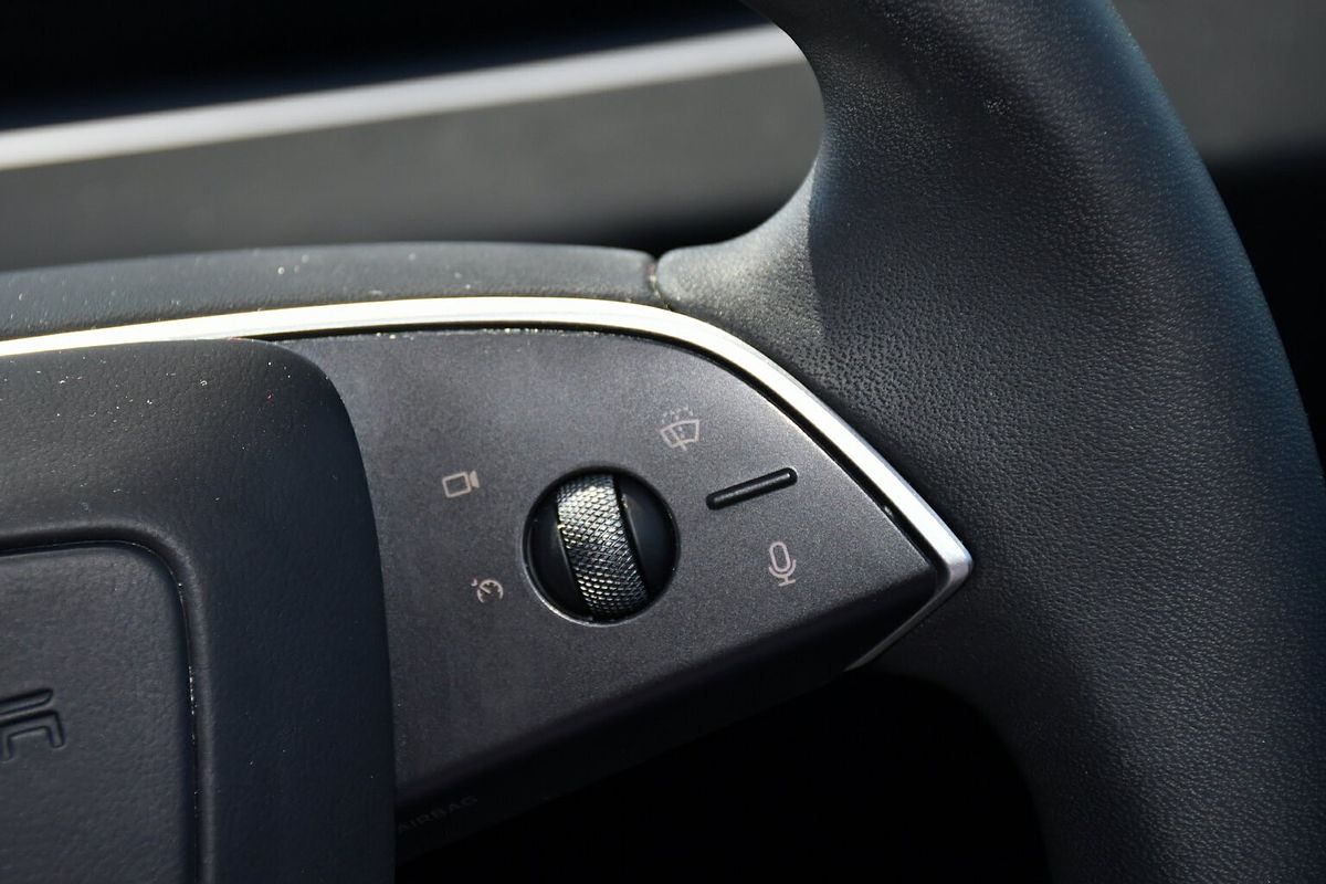 2024 Tesla Model 3 Rear-Wheel Drive