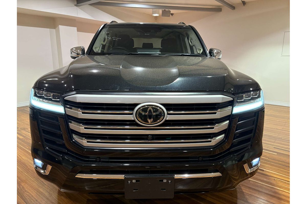 2024 Toyota Landcruiser Sahara ZX FJA300R