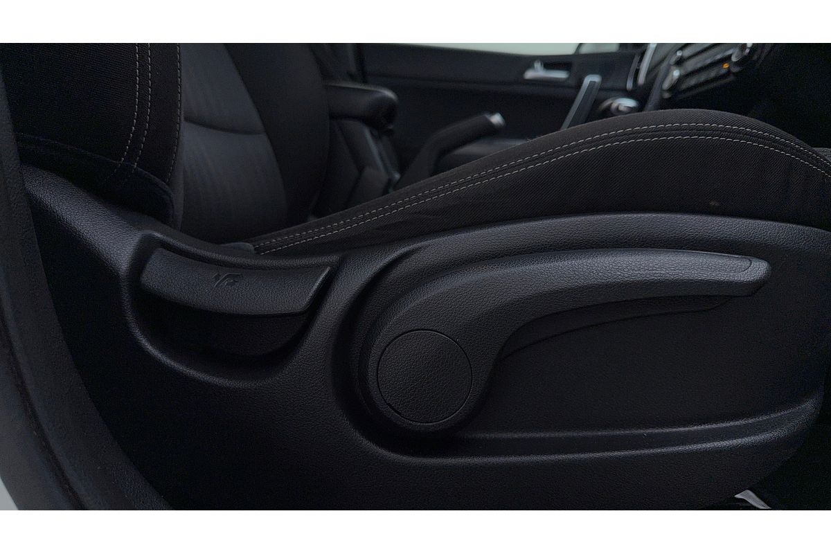 2020 Kia Sportage S QL