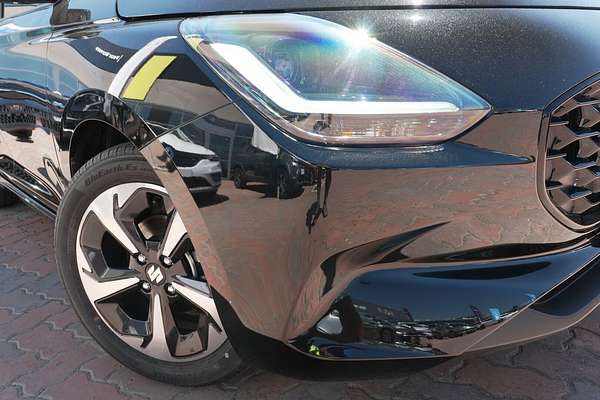 2025 Suzuki Swift Hybrid GLX UZ