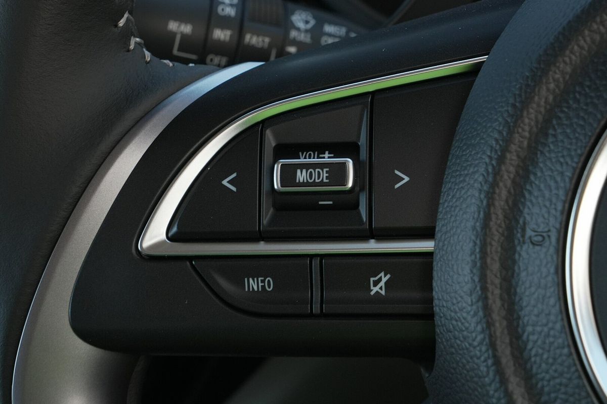 2025 Suzuki Swift Hybrid GLX UZ