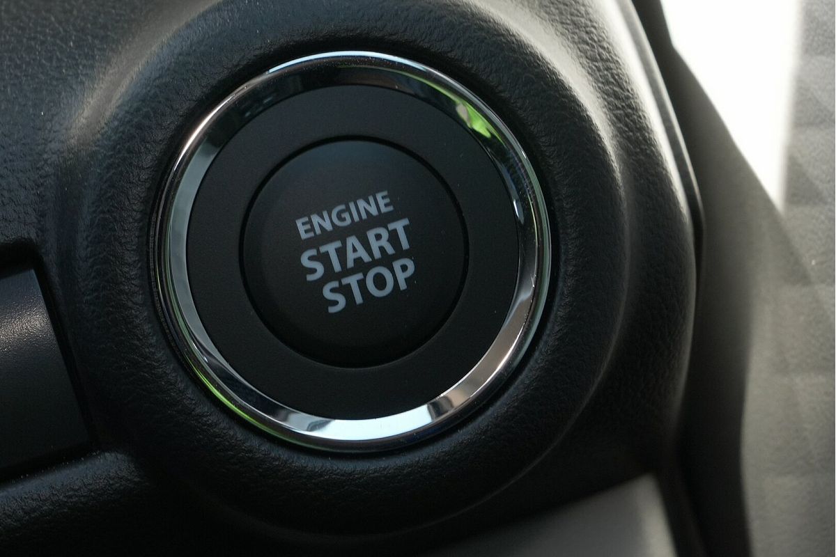 2025 Suzuki Swift Hybrid GLX UZ