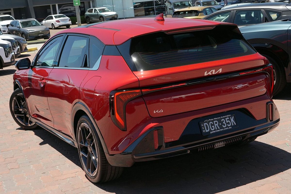 2025 Kia K4 GT-Line CL4m