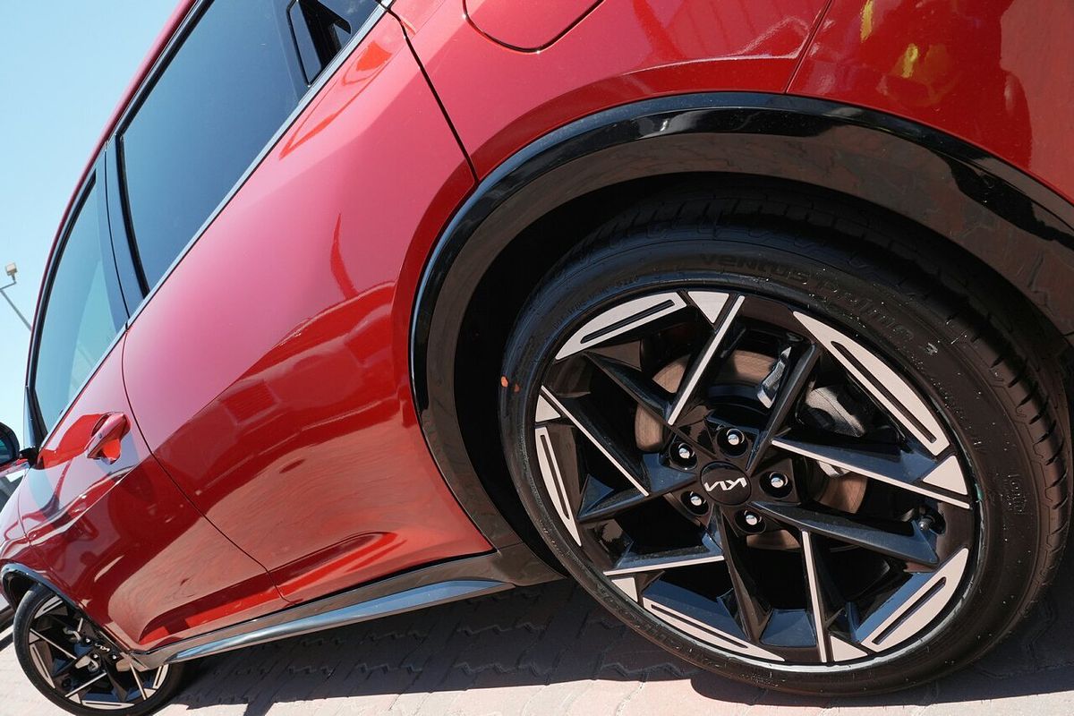 2025 Kia K4 GT-Line CL4m