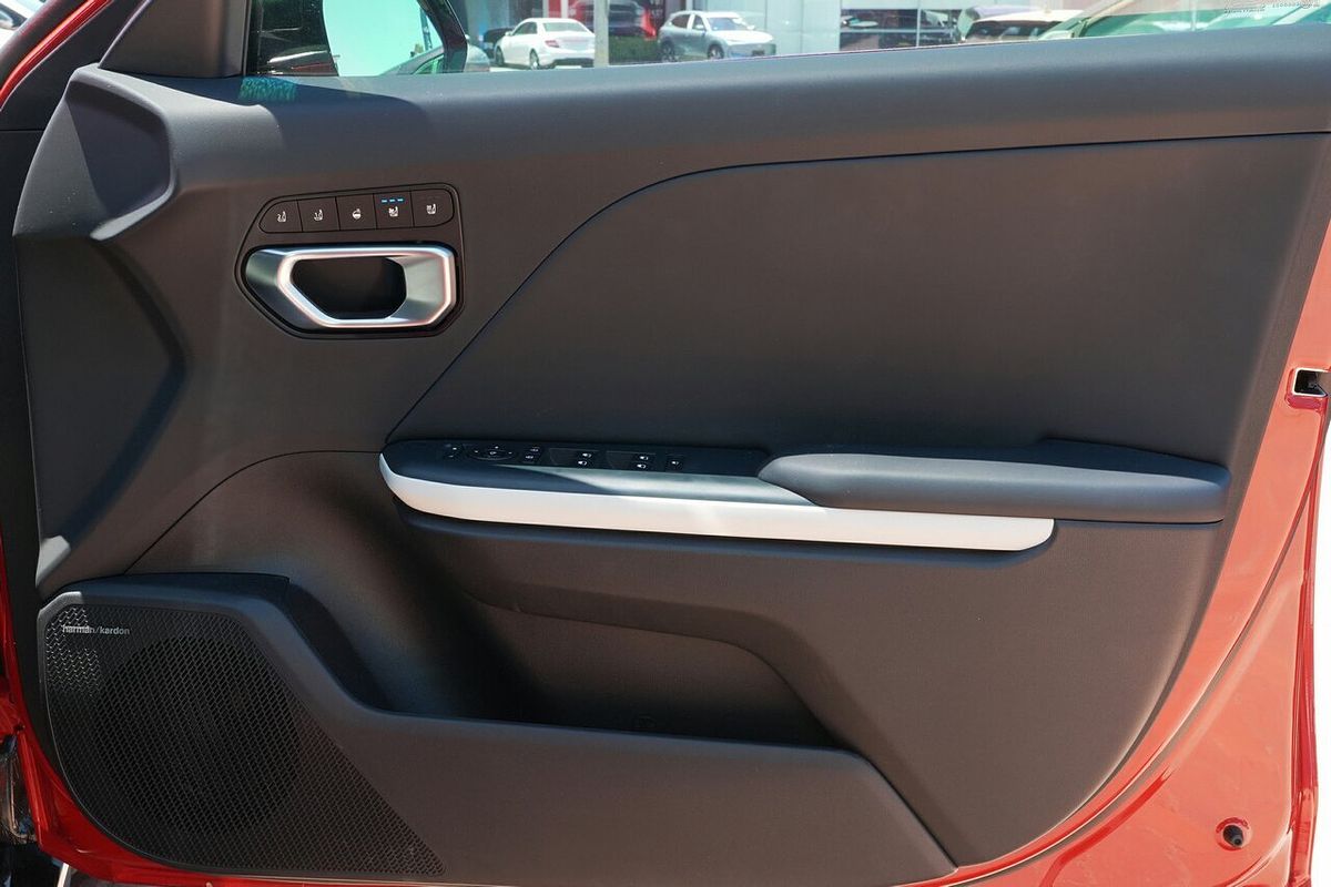 2025 Kia K4 GT-Line CL4m