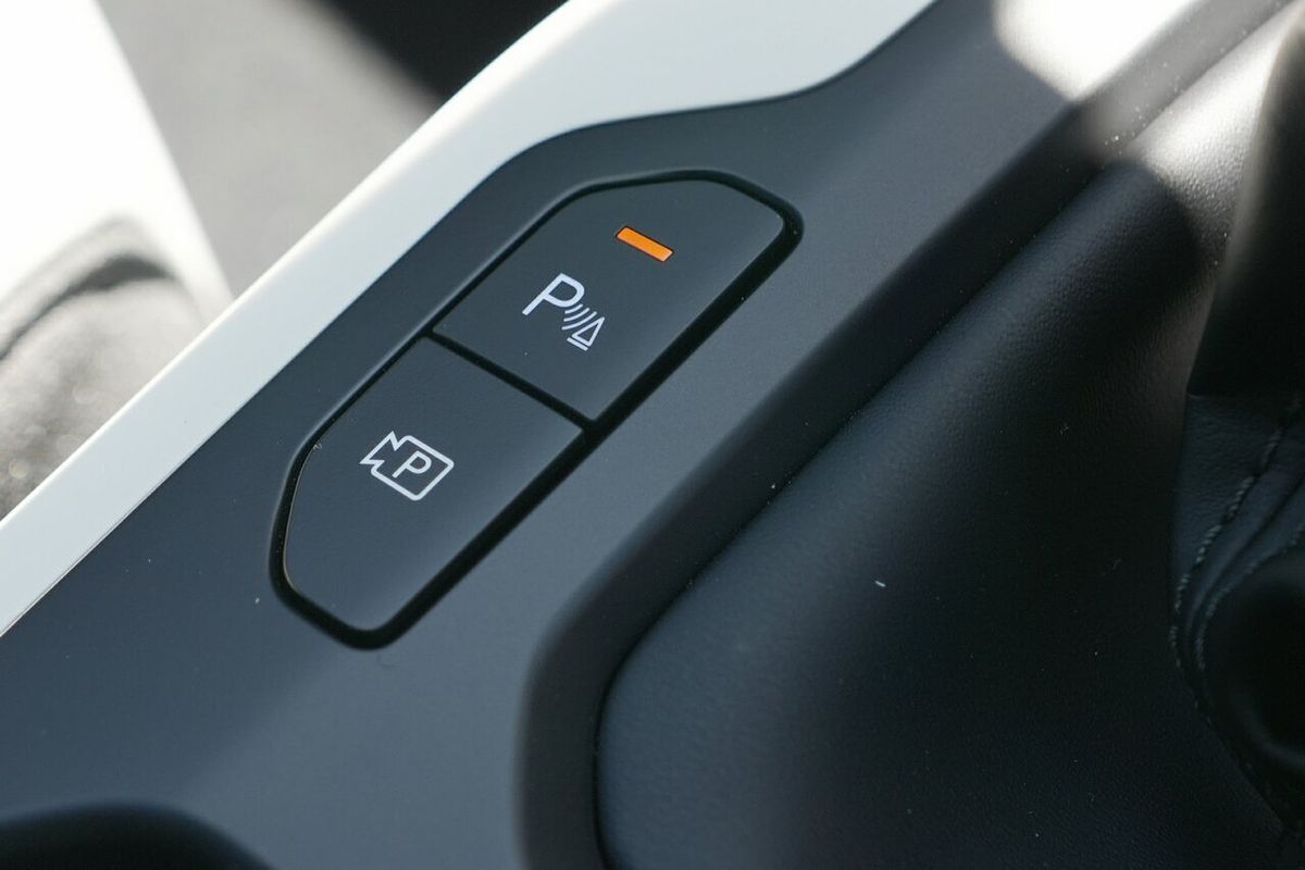 2025 Kia K4 GT-Line CL4m