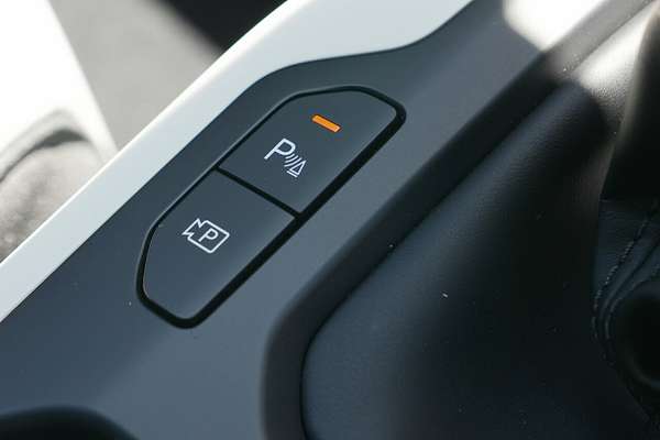 2025 Kia K4 GT-Line CL4m