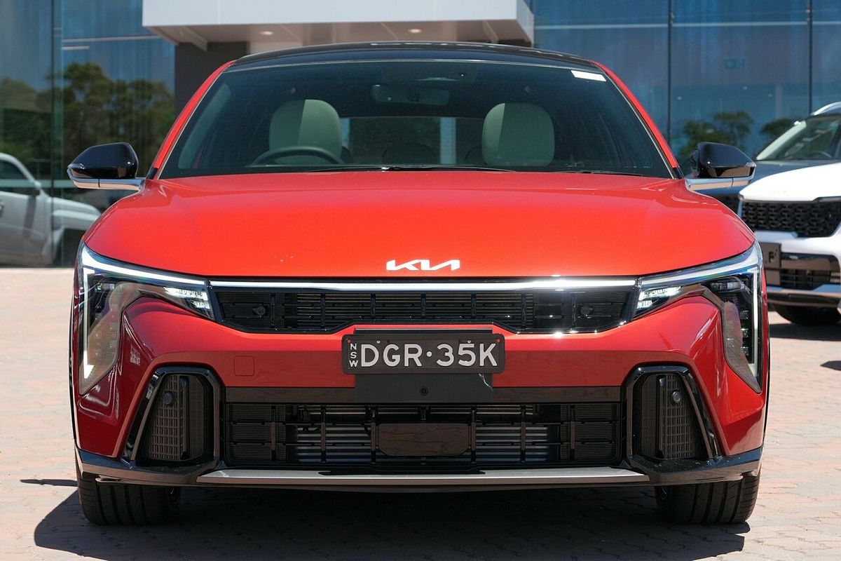 2025 Kia K4 GT-Line CL4m