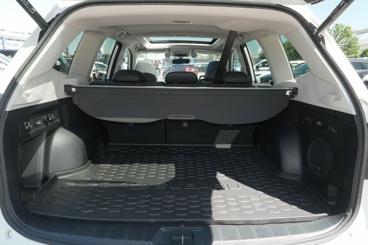 2019 Subaru Forester 2.5i-S S5