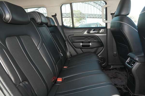 2023 GWM Tank 300 Ultra Hybrid P01