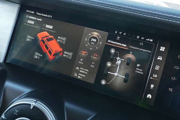 2023 GWM Tank 300 Ultra Hybrid P01