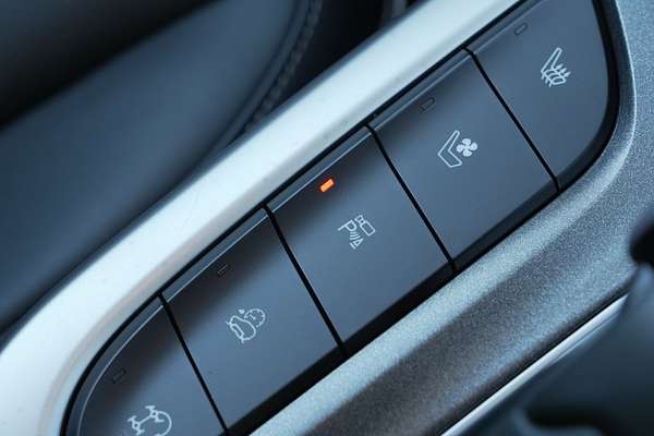 2023 GWM Tank 300 Ultra Hybrid P01