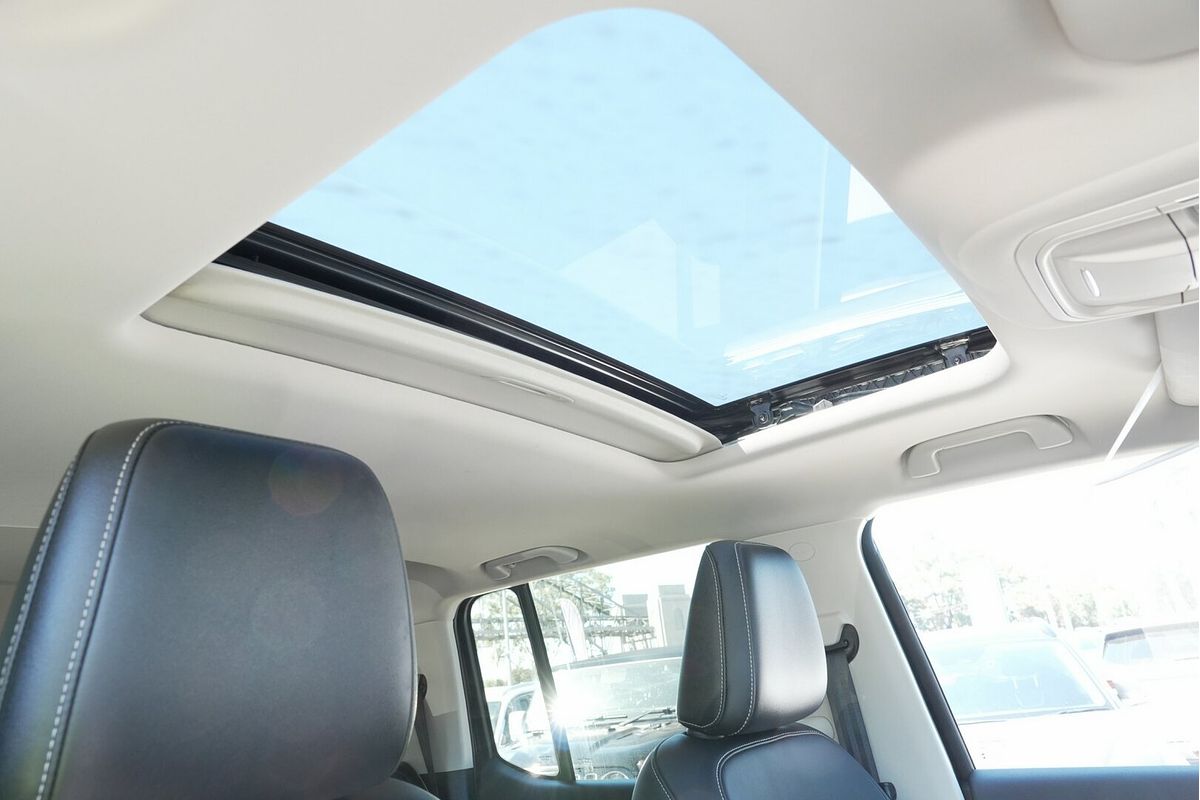 2023 GWM Tank 300 Ultra Hybrid P01