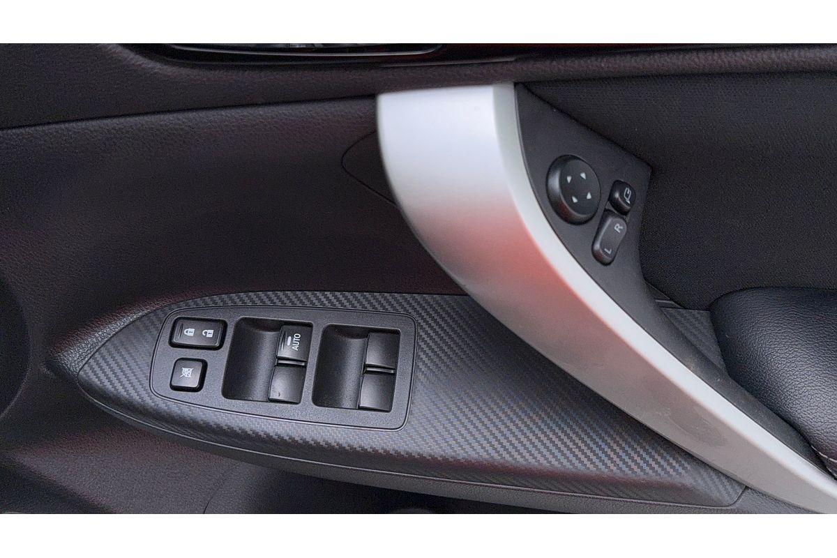 2022 Mitsubishi Eclipse Cross PHEV ES YB