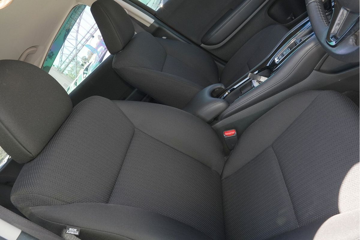 2015 Honda HR-V VTi-S