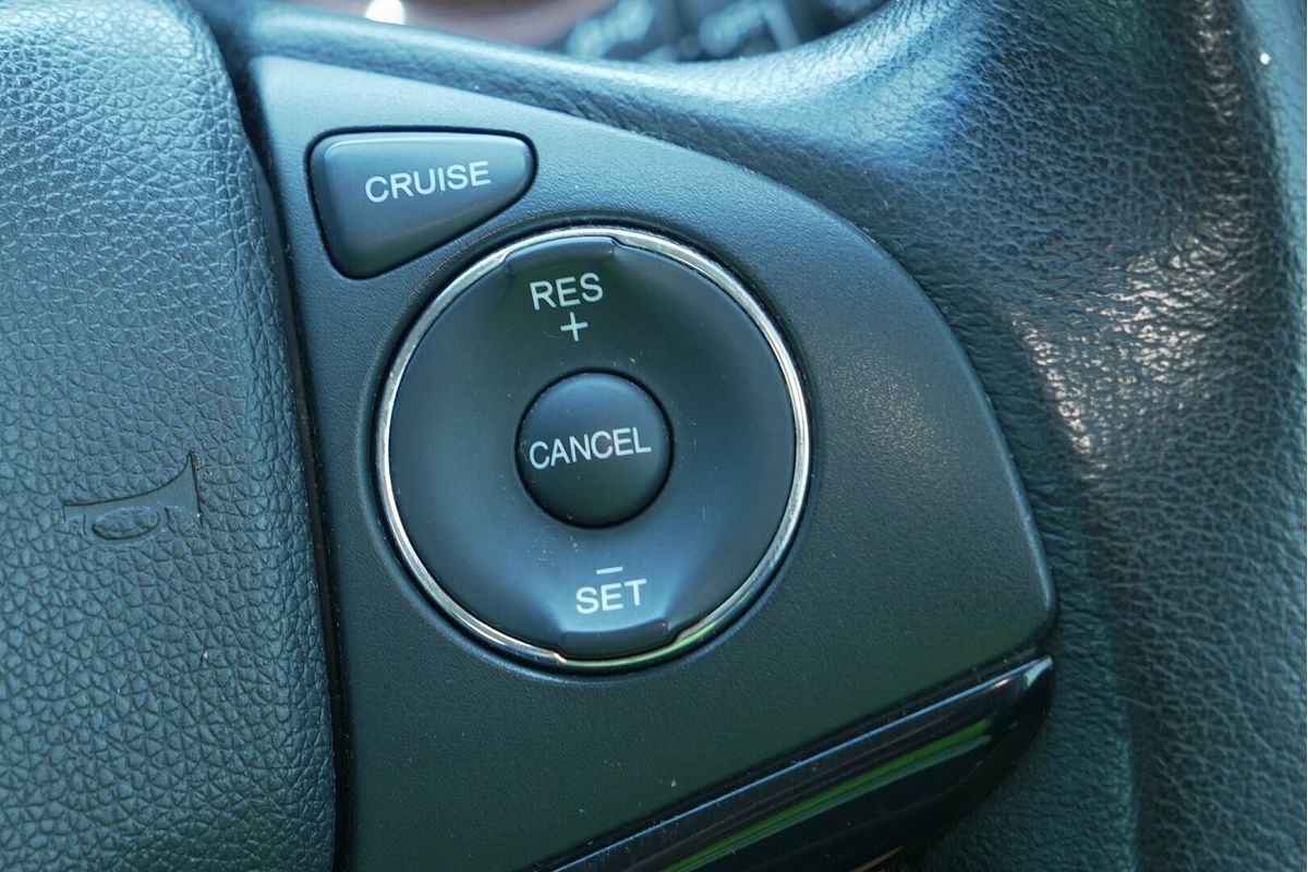 2015 Honda HR-V VTi-S