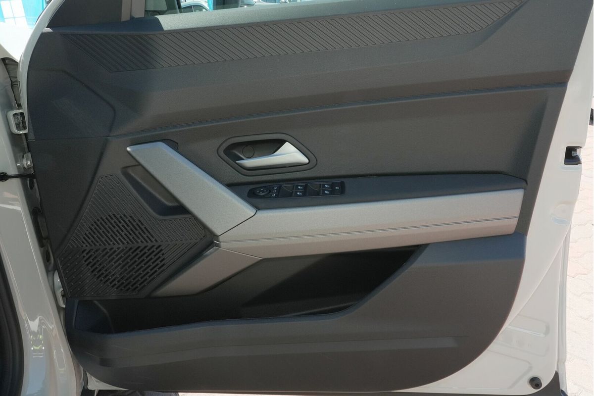 2025 Renault Duster Techno X1311