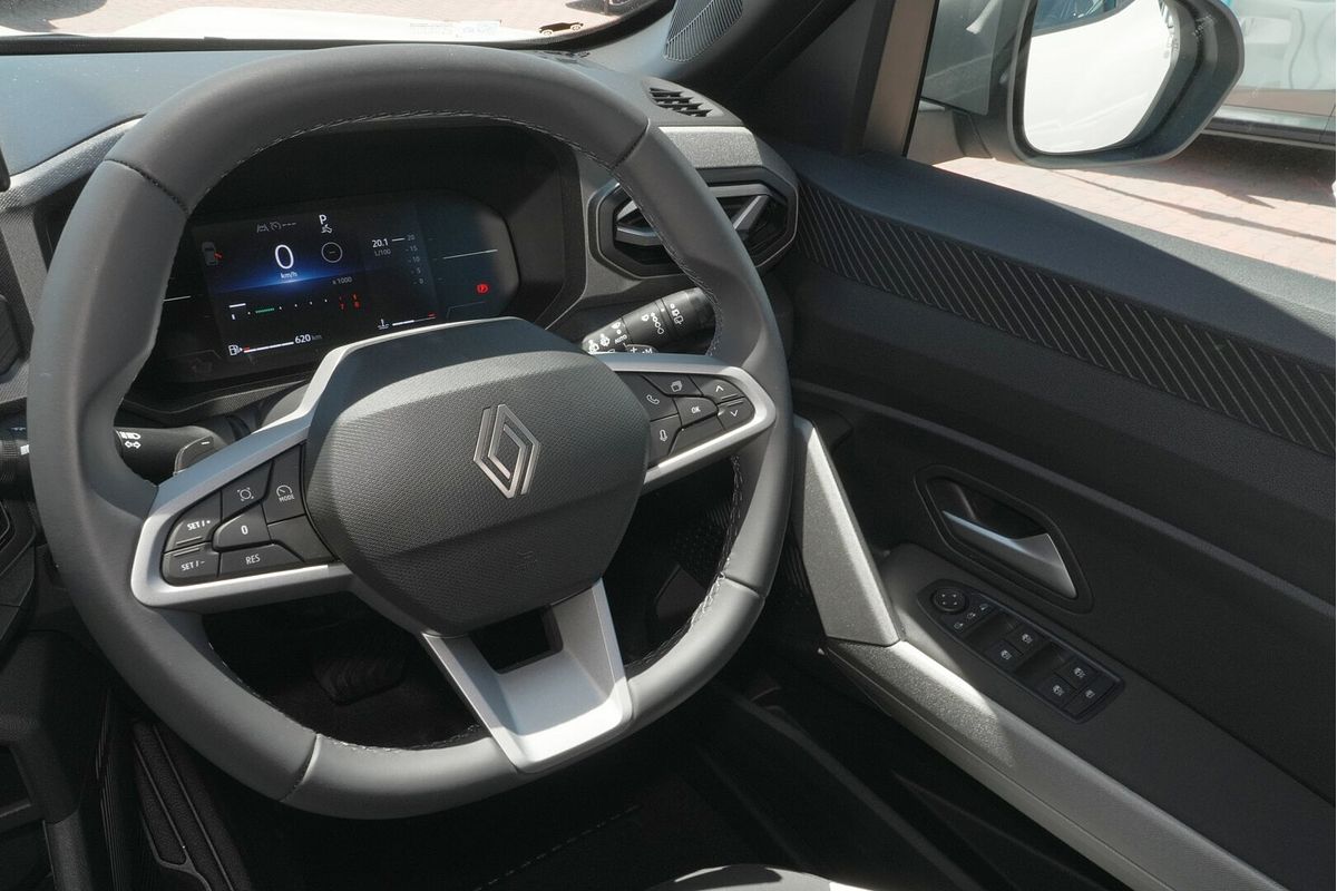 2025 Renault Duster Techno X1311