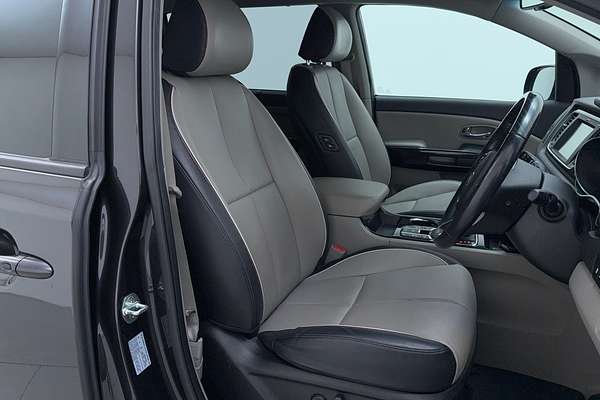 2020 Kia Carnival Platinum YP