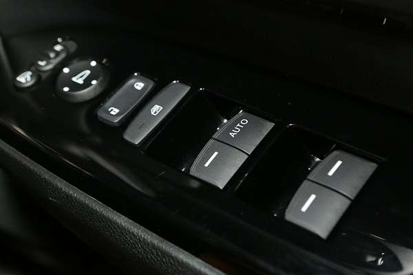 2022 Honda CR-V Black Edition RW